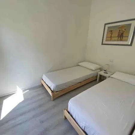 Apartman Casa Degli Orizzonti, In Centro E Vicino Al Mare